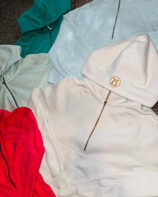 Lululemon Clothing Pallet - Image 2
