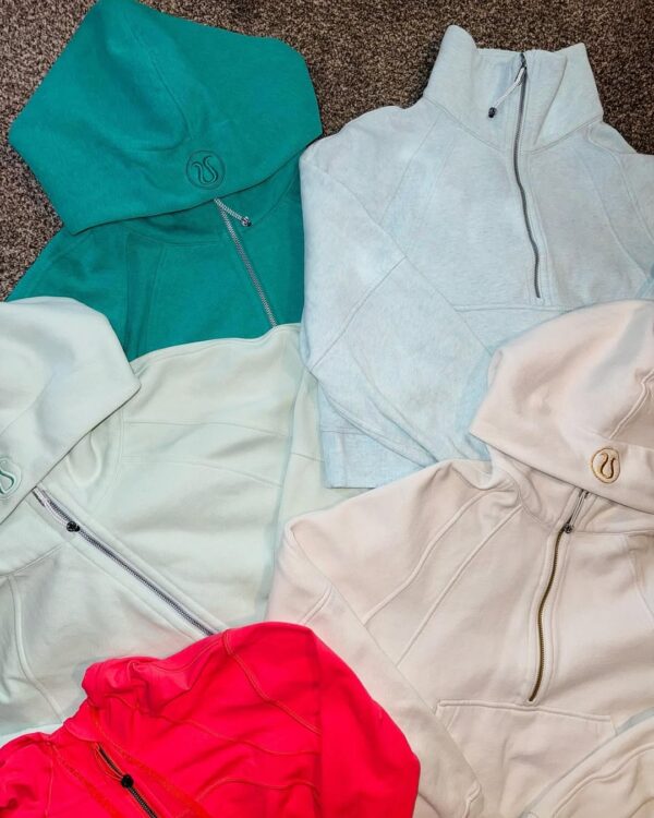 Lululemon Clothing Pallet - Image 3