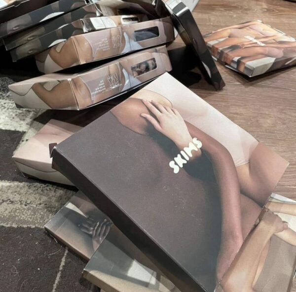 Skims Clothing Pallets - Image 4