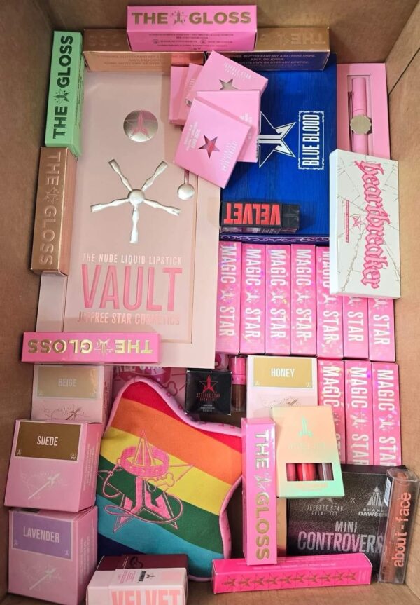 Jeffree Star Cosmetics Pallet - Image 6